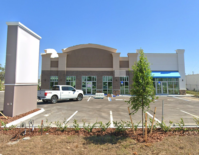 SVN Commercial Advisory Group Closes $3.7 million Sale of Englewood Retail Building